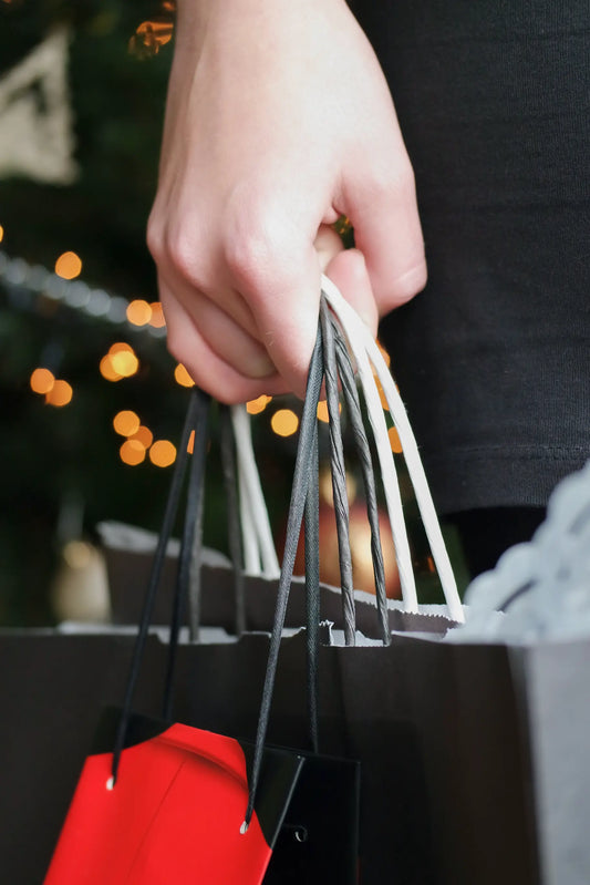 Navigating the Holiday Shopping Season with Wellness in Mind