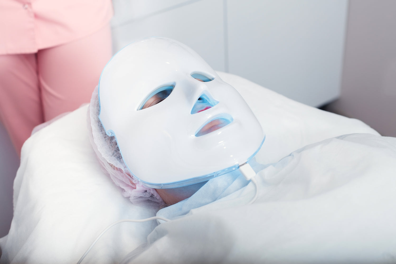 Illuminating Your Skin: The Magic of Light Therapy Face Masks